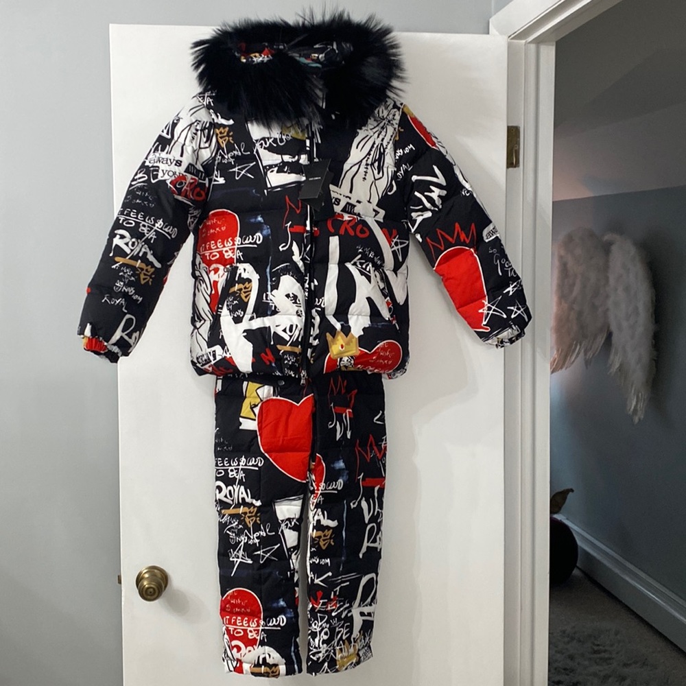 Moschino couture! Milano children’s size 10 ski outfit